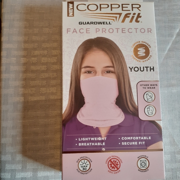 Face protector - Picture 2 of 5